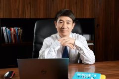 致未來丨董事長寄語：思變與“渡河”
